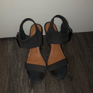 Steve Madden wedges